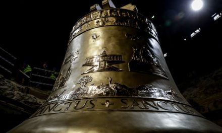 2019. Największy kołysany dzwon świata gotowy